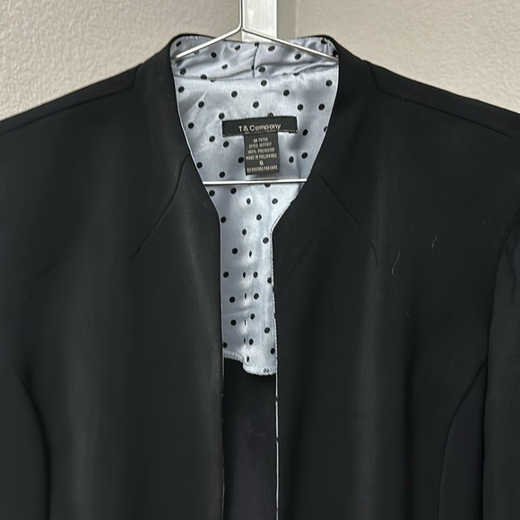 T&Company size 6 - Picture 2 of 3